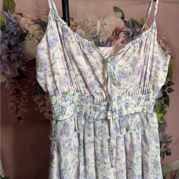 Storia Floral Lavender Tiered Maxi Dress, NWT, Size Small - Picture 4 of 9